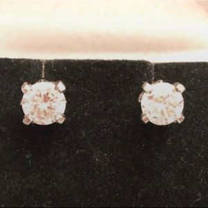 Diamond stud earrings